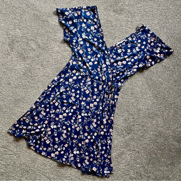 Floral Blue Wrap Dress - Picture 1 of 4
